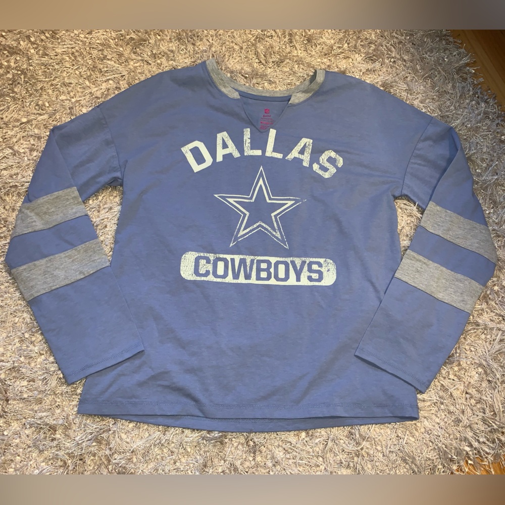 Dallas Cowboys NFL Teens Long Sleeve size Medium (7/9) - NWOT
